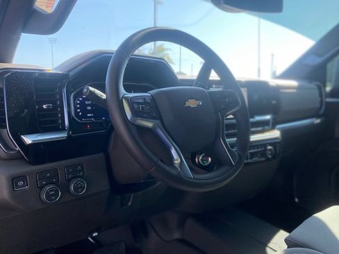 Used 2026 Chevrolet Silverado 2500 LT w/ All Star Edition AWD/4WD image 12