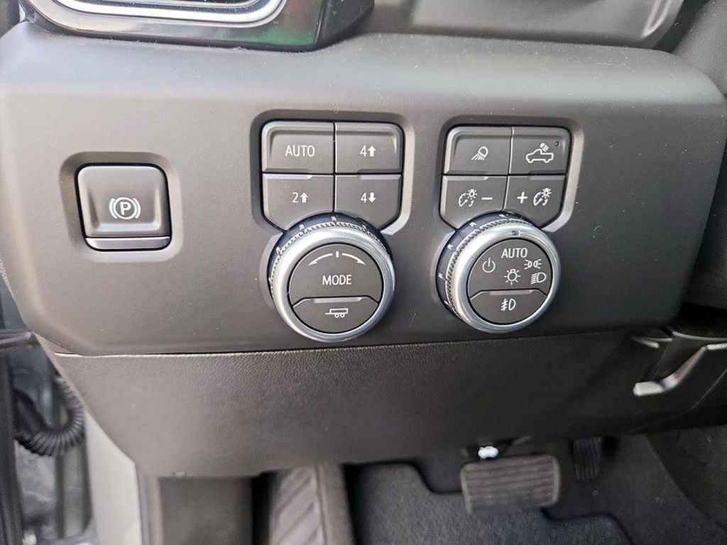 New 2026 GMC Sierra 2500 Denali w/ Technology Package AWD/4WD image 20