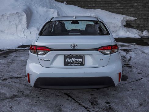 Certified 2025 Toyota Corolla LE image 8