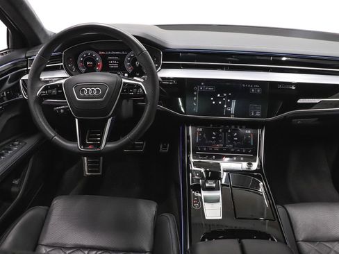 Used 2024 Audi S8 image 35