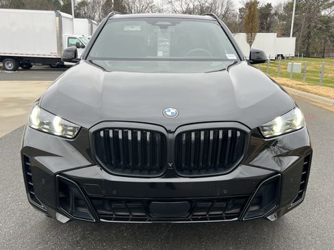 Used 2024 BMW X5 xDrive40i w/ M Sport Package image 4
