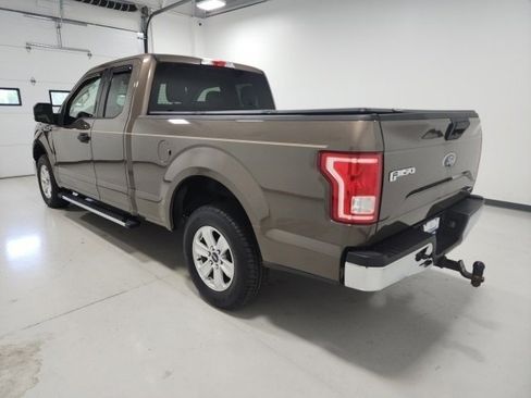 Used 2015 Ford F150 XLT w/ Equipment Group 301A Mid RWD image 9