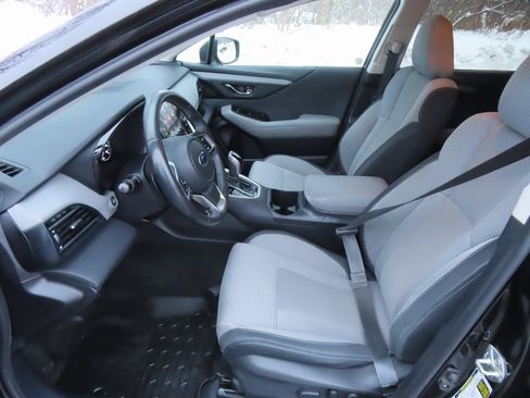 Used 2020 Subaru Outback Premium image 24