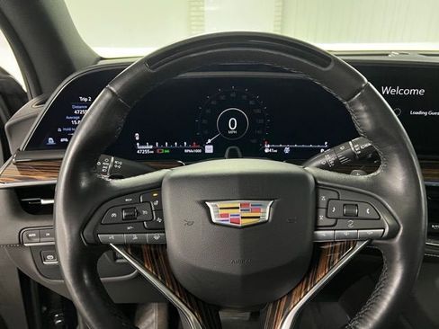 Used 2023 Cadillac Escalade ESV Premium Luxury image 15