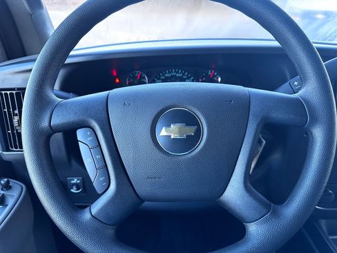 Used 2025 Chevrolet Express 2500 Extended w/ Communications Package image 18