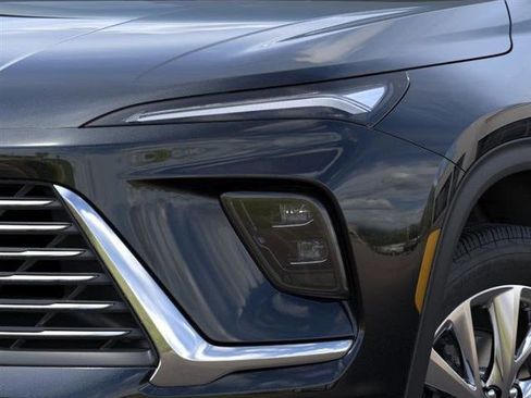 New 2026 Buick Enclave Preferred w/ LPO, Floor Liner Package image 10