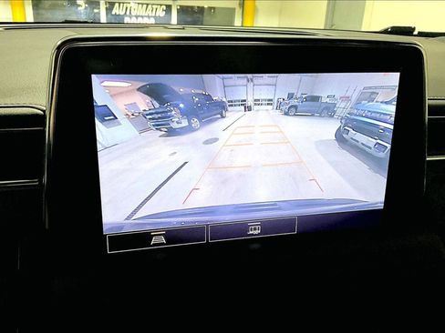 Used 2021 Chevrolet Tahoe LT image 22