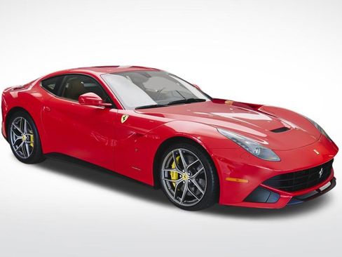 Used 2014 Ferrari F12 Berlinetta RWD image 7