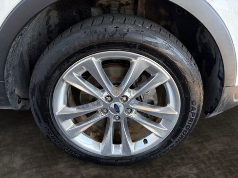 Used 2018 Ford Explorer XLT w/ Equipment Group 202A image 40