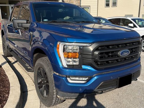 Used 2022 Ford F150 XLT w/ Equipment Group 302A High AWD/4WD image 3