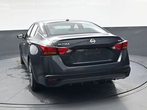 Used 2022 Nissan Altima 2.5 SV image 5