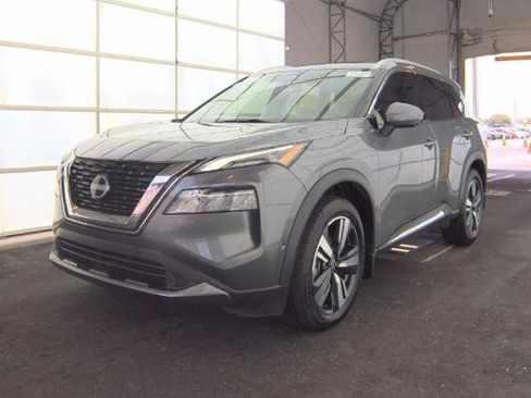 Used 2023 Nissan Rogue SL w/ SL Premium Package FWD image 1