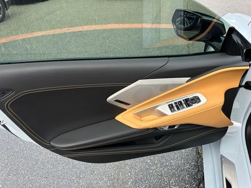 Used 2022 Chevrolet Corvette Stingray w/ Battery Protection Package image 13