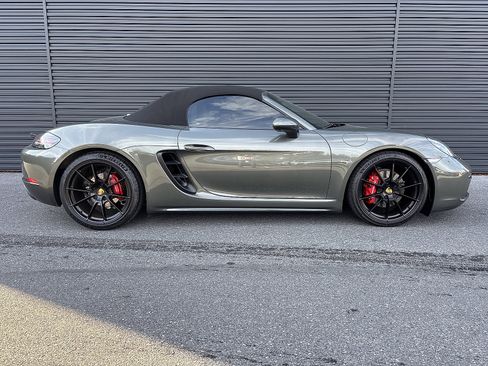 Certified 2025 Porsche 718 Boxster S image 6