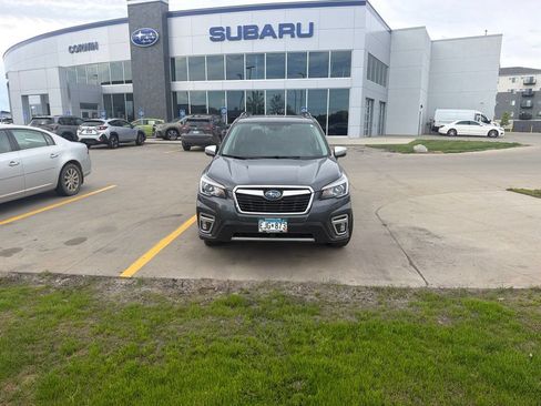 Used 2020 Subaru Forester Touring AWD/4WD image 11