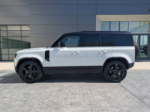 New 2026 Land Rover Defender 110 X-Dynamic SE AWD/4WD image 8