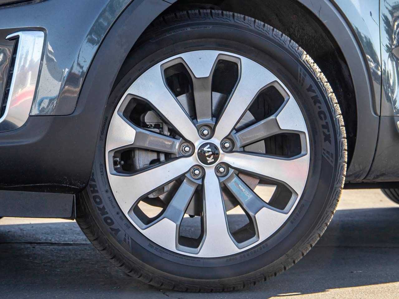 Used 2021 Kia Telluride EX w/ EX Premium Package AWD/4WD image 6