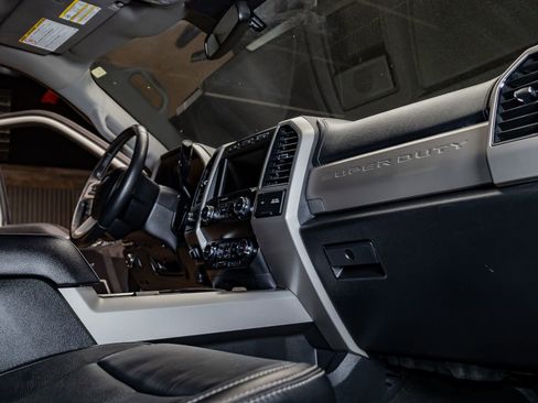 Used 2020 Ford F250 Lariat image 20