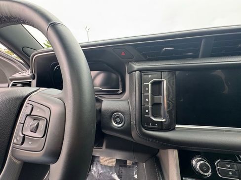 Used 2024 GMC Yukon Denali w/ Max Trailering Package AWD/4WD image 22