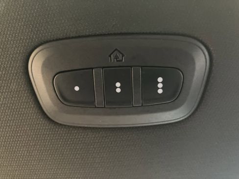 Used 2020 RAM 1500 Sport w/ Comfort & Convenience Group image 26