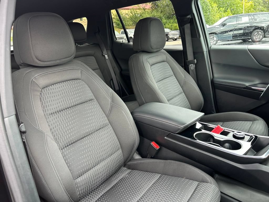 Used 2026 Chevrolet Equinox LT AWD/4WD image 38