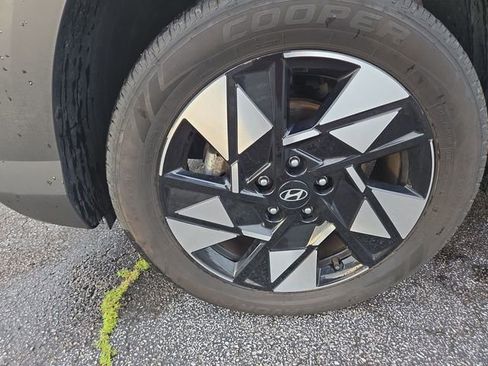 Used 2024 Hyundai Kona SEL AWD/4WD image 10