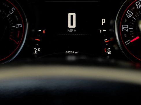 Used 2023 Dodge Challenger GT RWD image 26