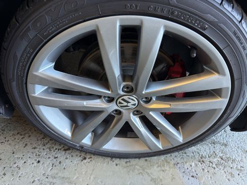 Used 2018 Volkswagen Passat 2.0T R-Line FWD image 33