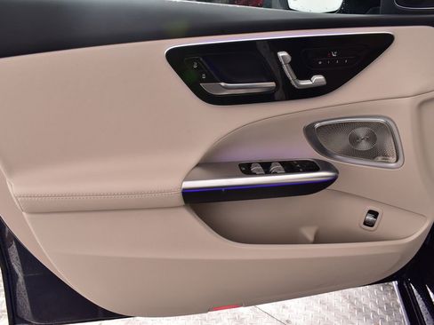 Certified 2025 Mercedes-Benz C 300 4MATIC Sedan image 11