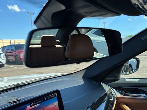 Used 2023 BMW 530e image 22