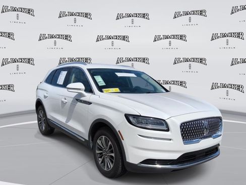 Used 2023 Lincoln Nautilus AWD w/ Premium Package image 7