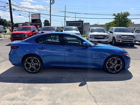 Used 2018 Alfa Romeo Giulia AWD image 7