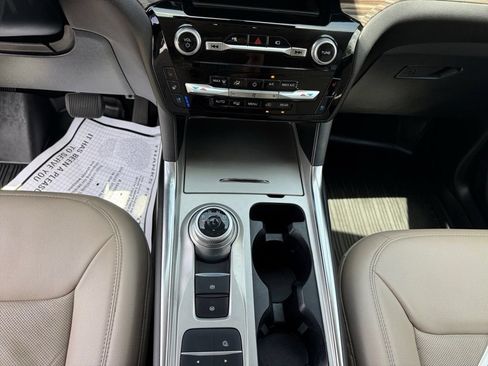 Certified 2022 Ford Explorer Limited w/ Equipment Group 301A RWD image 13