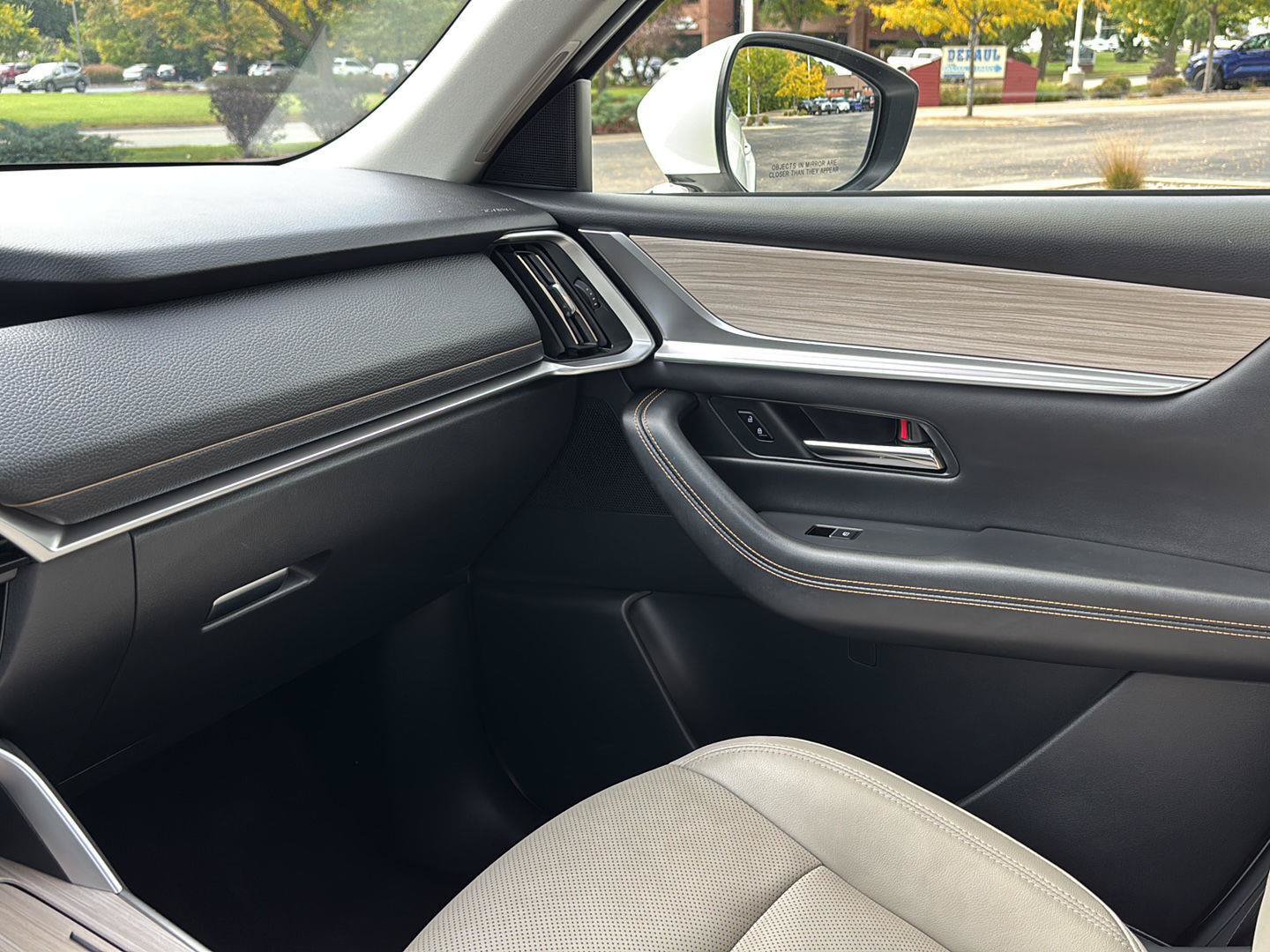Used 2024 MAZDA CX-90 3.3 Turbo w/ Preferred Plus AWD/4WD image 33