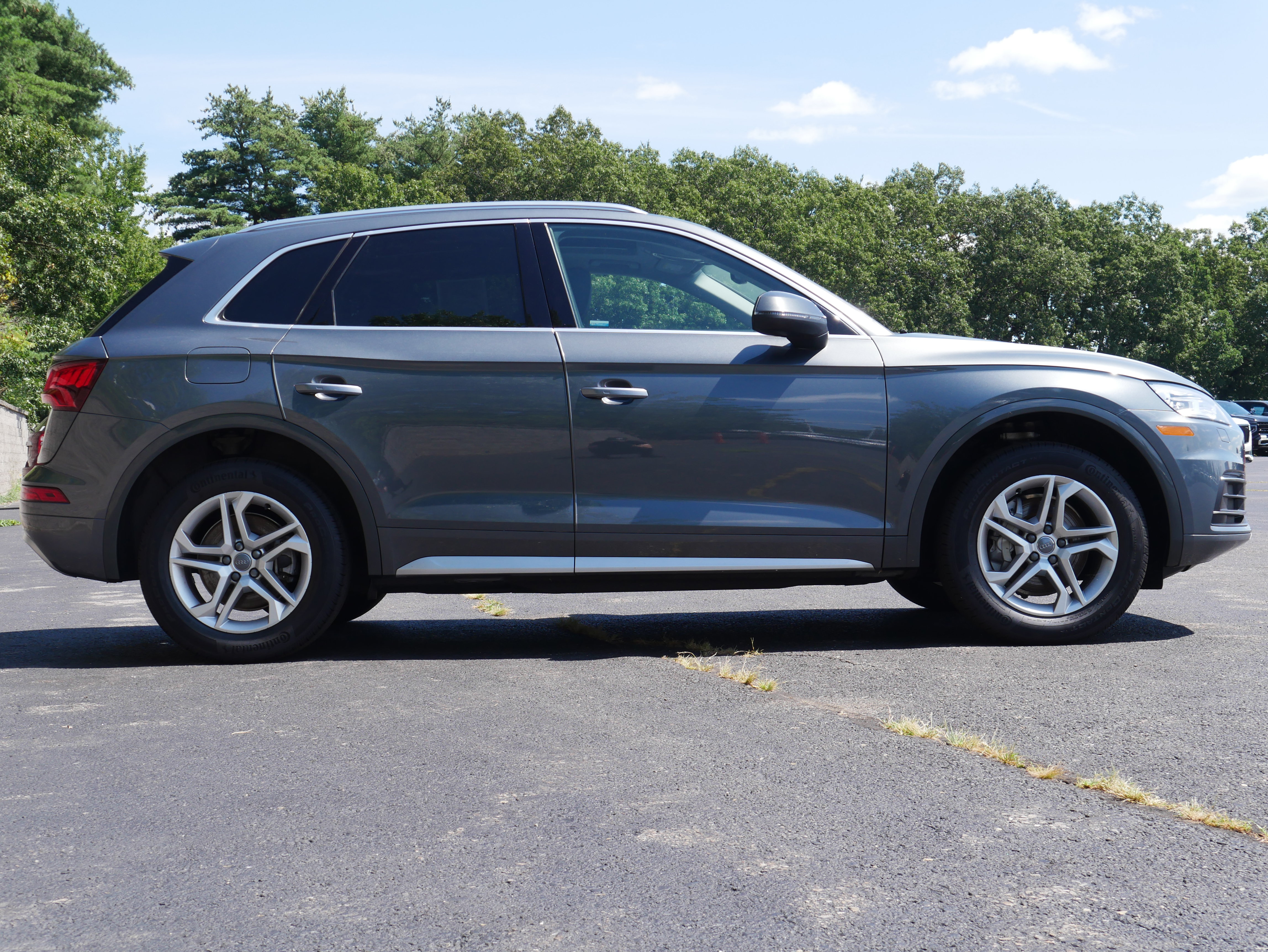 Used 2019 Audi Q5 2.0T Premium w/ Convenience Package AWD/4WD image 8