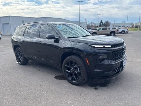 Used 2024 Chevrolet Traverse RS w/ LPO, Floor Liner Package image 6