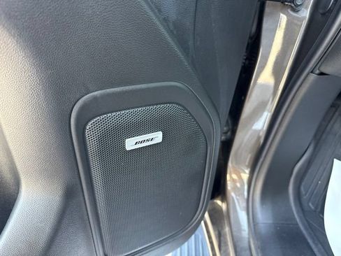Used 2019 GMC Sierra 1500 SLT w/ SLT Premium Package AWD/4WD image 22