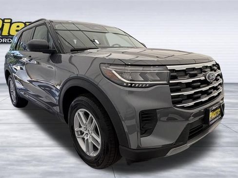 New 2026 Ford Explorer Active AWD/4WD image 8