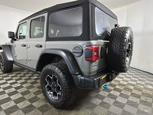 Used 2023 Jeep Wrangler Unlimited Rubicon 4xe AWD/4WD image 5