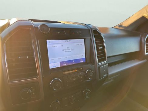 Used 2020 Ford F150 XLT w/ Equipment Group 301A Mid image 33