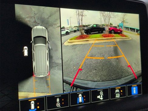 Certified 2023 GMC Yukon SLT w/ SLT Premium Package image 15