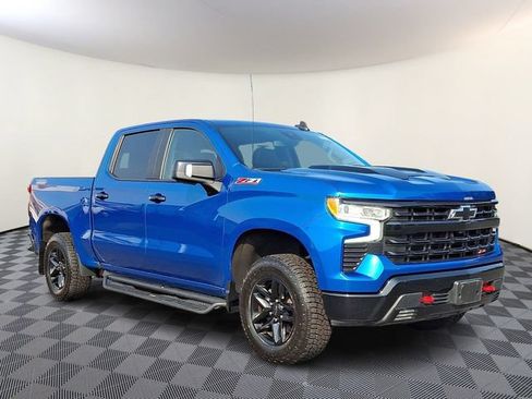 Used 2022 Chevrolet Silverado 1500 LT Trail Boss w/ LT Trail Boss Premium Package AWD/4WD image 1