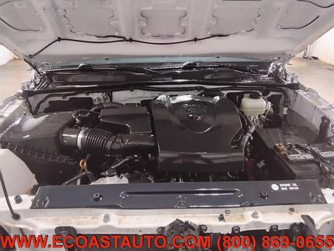 Used 2017 Toyota Tacoma TRD Off-Road image 9