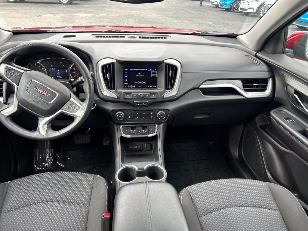Used 2022 GMC Terrain SLE FWD image 15