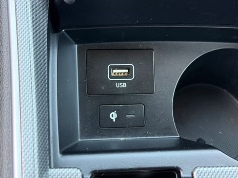 Used 2023 Hyundai Santa Fe SEL image 13