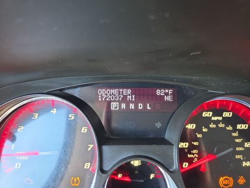 Used 2010 GMC Acadia SLT AWD/4WD image 21