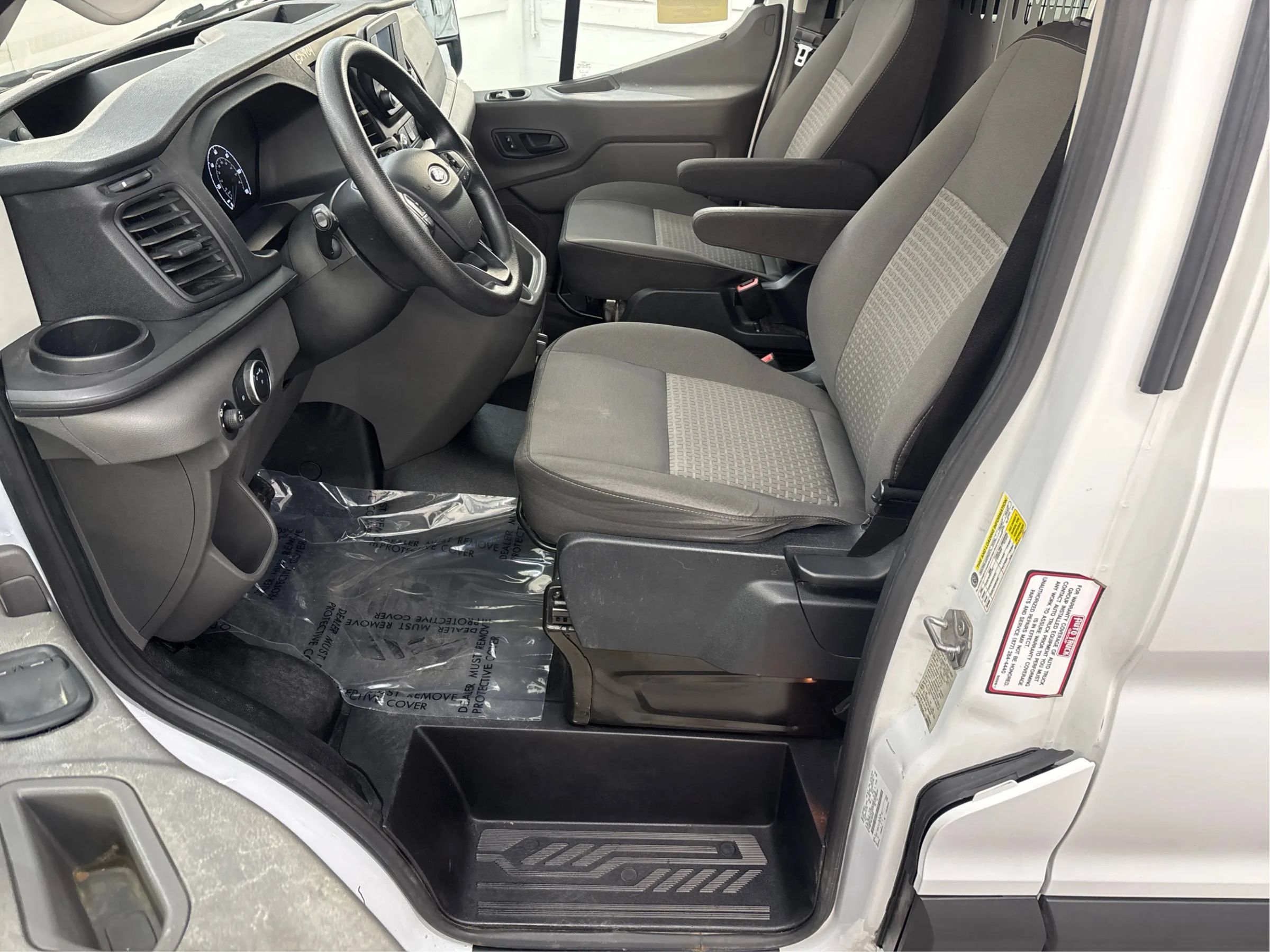 Used 2020 Ford Transit 250 Low Roof RWD image 13