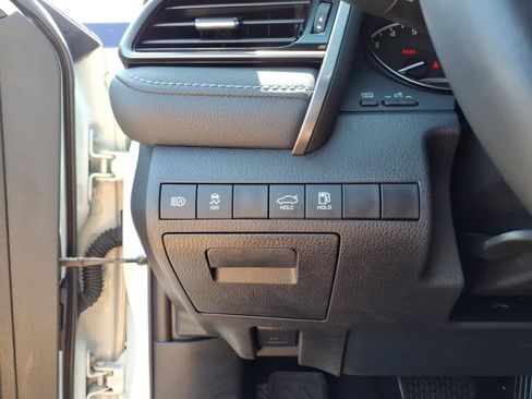 Used 2021 Toyota Camry SE AWD/4WD image 21