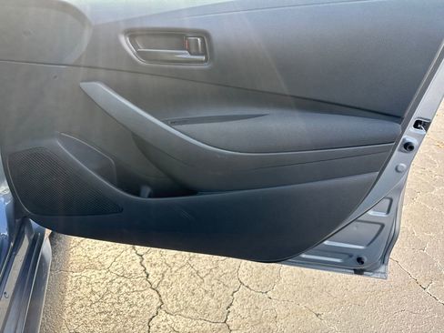 Used 2025 Toyota Corolla LE image 14