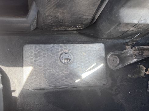Used 2013 RAM 2500 Tradesman w/ Chrome Appearance Group AWD/4WD image 38